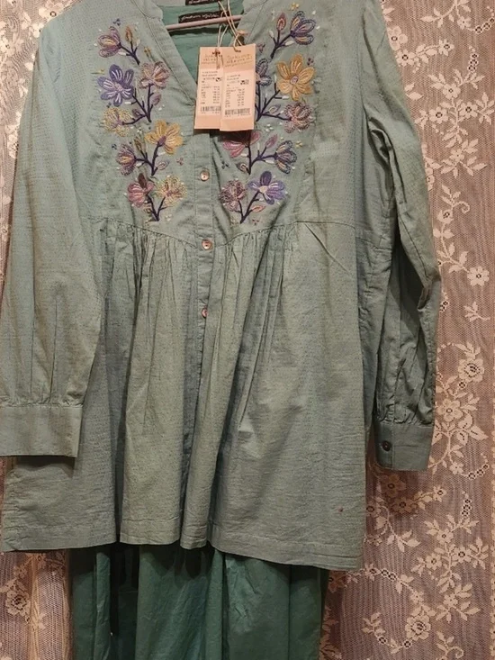 TWO ITEM SET! Gudrun Sjoden Embroidered Tunic with Purple & Yellow Flowers - Picture 1 of 3